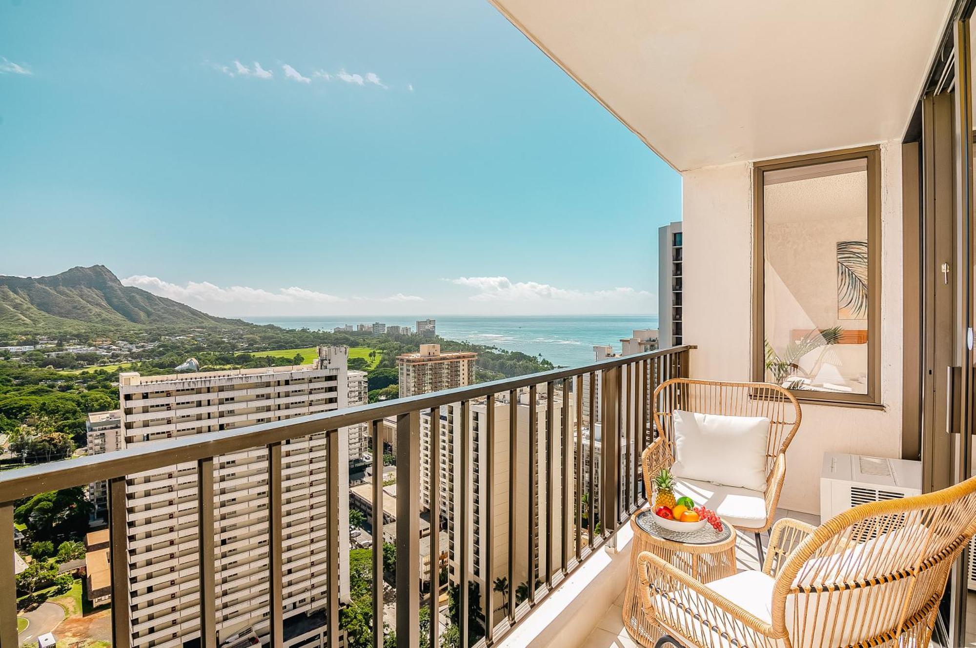 Waikiki Banyan: Diamond Head And Ocean View Condo! Honolulu Exterior photo