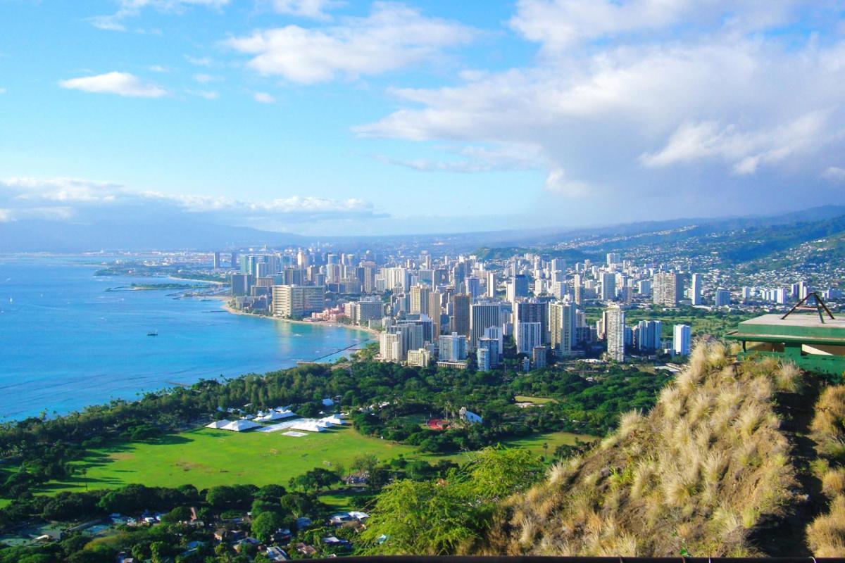 Waikiki Banyan: Diamond Head And Ocean View Condo! Honolulu Exterior photo