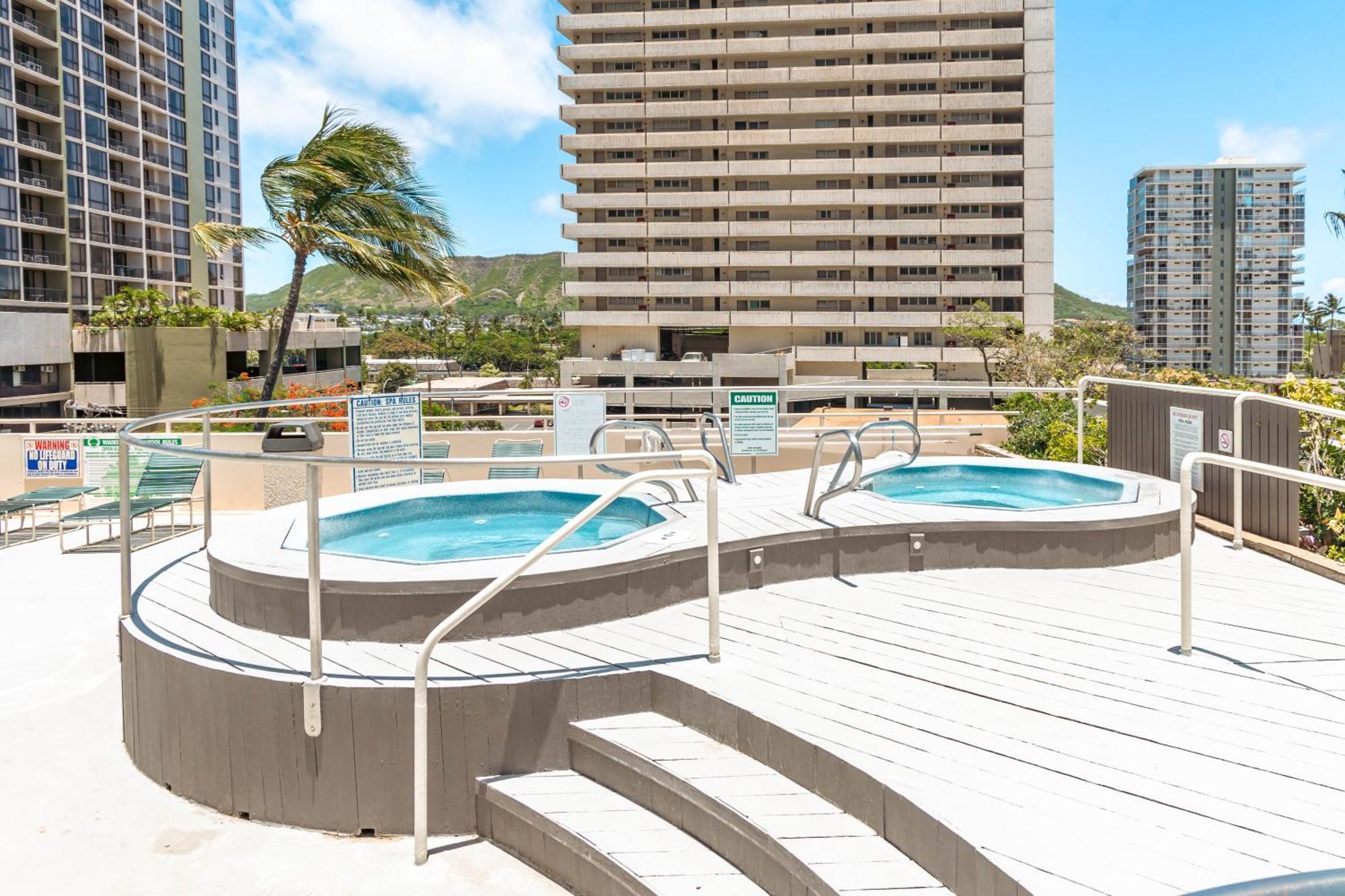 Waikiki Banyan: Diamond Head And Ocean View Condo! Honolulu Exterior photo